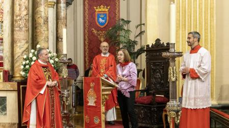 Misa de la escalera del 5 de mayo en la parroquia de San Lorenzo.