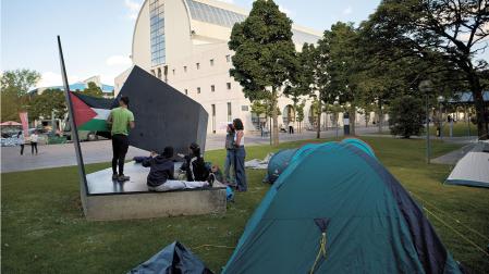 Acampada a favor de Palestina en el campus de la UPNA en Pamplona