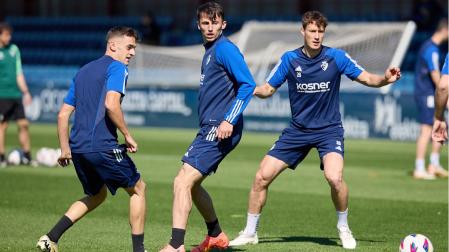 Osasuna cita a 20 jugadores para enfrentarse al Athletic, cinco de ...