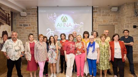 Afectados por fibromialgia que acudieron ayer a la celebración del 25 aniversario de AFINA en Anaitasuna