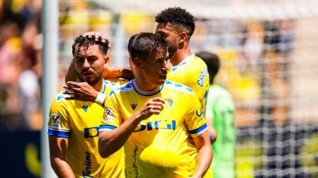 Rubén Alcaraz celebra su tanto al Getafe