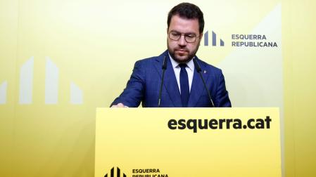 El presidente de la Generalitat en funciones, Pere Aragonès, durante la rueda de prensa que ha ofrecido este lunes en la que ha anunciado que abandonará la primera línea política