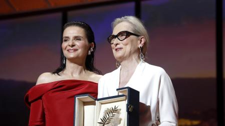Juliette Binoche entregó a Meryl Streep la Palma de Honor