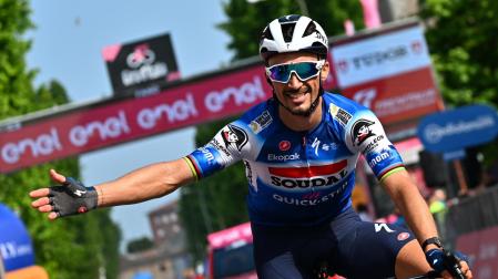 Julian Alaphilippe (Soudal QuickStep) se reivindica en la duodécima etapa del Giro