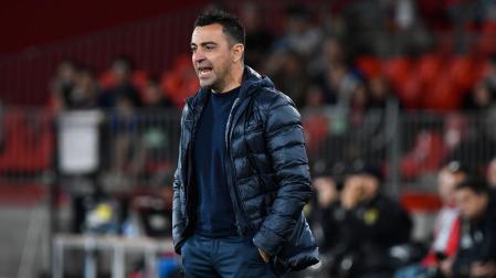El entrenador del FC Barcelona, Xavi Hernández, este jueves, durante el partido que le enfrentó a la UD Almería