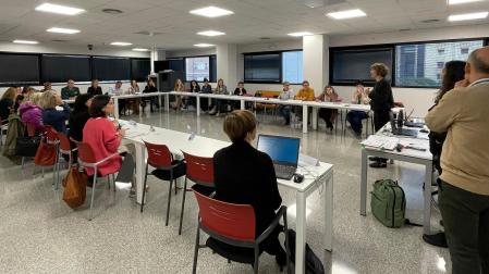 Asistentes a la primera reunión del grupo motor de la implantación del programa piloto Barnahus en Navarra