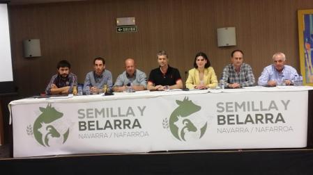 Nueva junta de Semilla y Belarra. De izda. a dcha: Gorka Izco Pérez, José Carlos Ruiz Ruiz, Pedro Urrizola Elizondo, Alberto Alecha Legaría, Maitane Aldave Cuenca, Iñigo Torrea Iraizoz y Carlos Javier Ilundáin