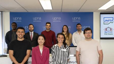 Participantes y ganadores del concurso. Fila trasera, de izda. a dcha., Adolphe Ndagijimana, Julio César Moreno Alfonso, Andoni Marzo Oyarbide, Itsaso Aranguren Erice y Miguel Ángel González Moreno. Fila delantera, de izda. a dcha., Daniel Aláez Gómez, Yuting Hou, Ana Laura Glambelluca y Antonio Gabriel Casariego Moreira