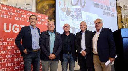 Los cinco últimos secretarios generales de UGT en Navarra, de izquierda a derecha: Javier Lecumberri, Juan Antonio Cabrero, Miguel Ángel Ancízar, Juan Goyen y, todavía en el cargo, Jesús Santos