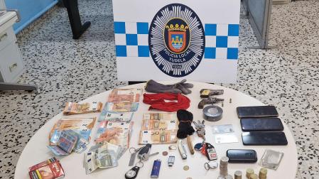 Objetos que portaba la detenida en su bolso