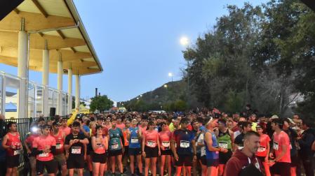 La V Marcha Nocturna Luciérnagas de Peñalen reunió este 1 de junio por la noche a 850 participantes