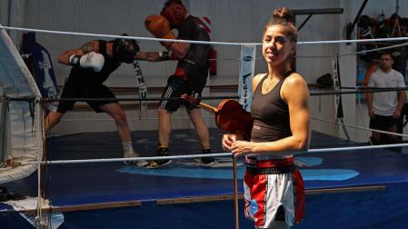 A: Jesús Caso
F: 29-05-2024
P: Nora Pérez Malón
L: Burlada
T: Boxeadora y violinista.