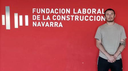 Eneko Elizalde, alumno del Grado Medio Técnico/a en Excavaciones y Sondeos de la Fundación Laboral de la Construcción de Navarra de Navarra