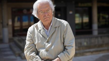 Javier Nart, en la plaza Sancho El Fuerte de Tudela
