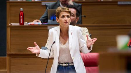 La presidenta Chivite, este jueves en el Pleno del Parlamento de Navarra