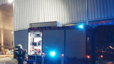 Bomberos del parque de Trinitarios, esta madrugada.