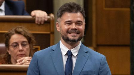 El portavoz de ERC en el Congreso, Gabriel Rufián, interviene durante una sesión de control, en el Congreso de los Diputados