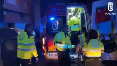 Samur Protección Civil atiende a dos heridos por arma blanca en Madrid