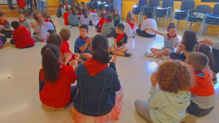 Los estudiantes de ambos centros disfrutaron de una jornada al alimón con tinte inclusivo.