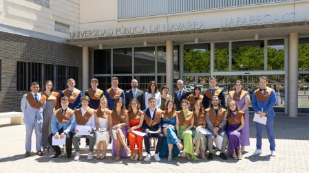 A: BLANCA ALDANONDO
F: 15/06/2024
P:
L: TUDELA
T: ACTO DE GRADUACION DE LA XI PROMOCION DEL GRADO DE INGENIERIA EN DISEÑO MECANICO
