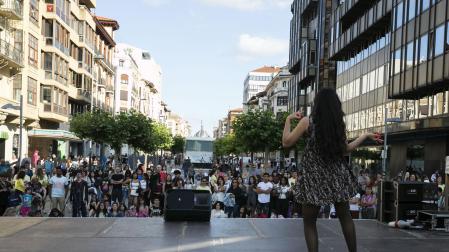 Un centenar de chicos y chicas se subirán al escenario que se instalará en la avenida de Carlos III