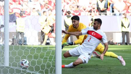 Gol en propia puerta de la selección turca en el partido contra Portugal de la Eurocopa 2024
