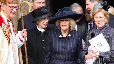 Imagen de archivo de la princesa Ana de Inglaterra junto a la reina Camilla