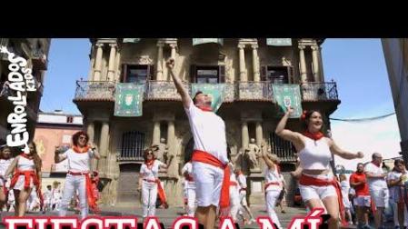 ‘Fiestas a mi’ es el nuevo proyecto de la compañía teatral Enrollados Kids, conformada por un matrimonio residente en Peralta  que reivindica el protagonismo de los más pequeños en las fiestas más grandes