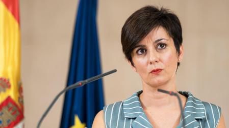 La ministra de Vivienda y Agenda Urbana, Isabel Rodríguez, interviene ante los medios este 3 de julio de 2024
