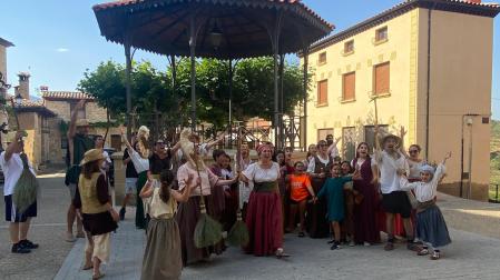 Imagen del ensayo general de la Semana de la Brujería en la tarde del viernes en Bargota