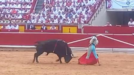 Vídeo con pases de Daniel Luque a su segundo