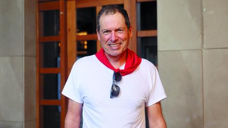 John Patrick Hemingway, hijo de Gregory, hijo menor del escritor norteamericano