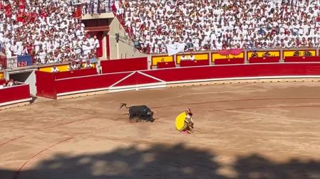 El peruano, a por todas en la corrida del día 12 de San Fermín