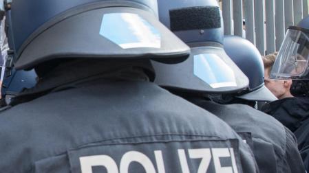 Varios agentes de la policía alemana
