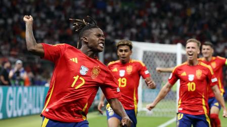 Nico Williams, Mikel Merino y Álex Remiro, así han celebrado los tres navarros su triunfo en la Eurocopa