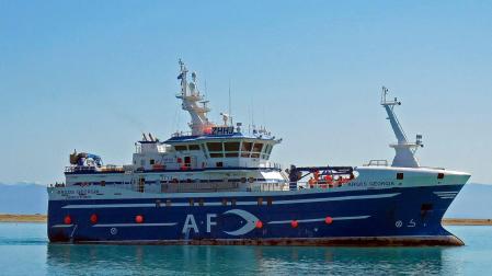 Se hunde un pesquero en Malvinas con 27 personas a bordo, entre ellos tripulación gallega