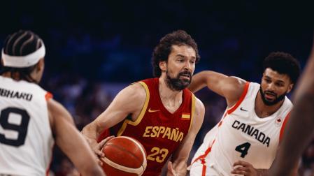Sergio Llull, en una acción del partido ante Canadá