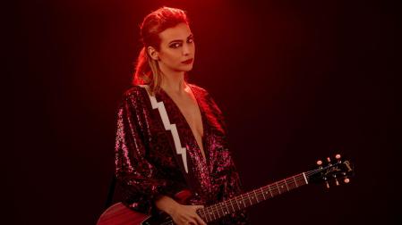 La cantante Nat Simons