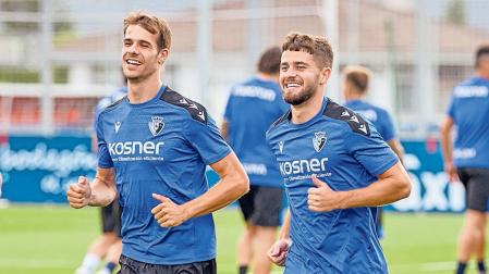 Ander Yoldi junto a Iker Muñoz, en una sesión anterior
