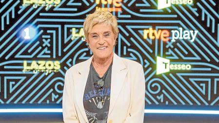 La periodista Chelo García-Cortés, colaboradora de ‘Lazos de sangre’, en la presentación del programa
