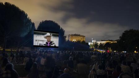 El cine de verano al aire libre del Ayuntamiento de Pamplona llega a su ecuador esta próxima semana