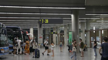 La familia se encontraba en la estación de autobuses de Pamplona con sus cuatro hijos, uno de ellos, bebé.