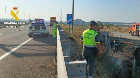 Tres personas muertas al salirse de la vía e incendiarse un turismo en la A-22 en Huesca