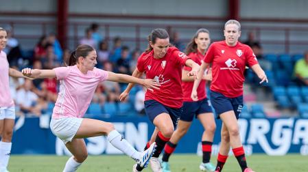 A: J.P. Urdíroz
F: 14-08-2024
P: 
L: Pamplona. Instalaciones del C.A. Osasuna en Tajonar.
T: Fútbol Femenino. Copa Sentimiento. Partido Osasuna Femenino vs Madrid CFF.