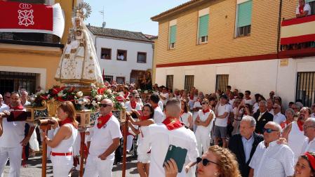 Procesión de Santa Ana en las fiestas de Buñuel 2024.