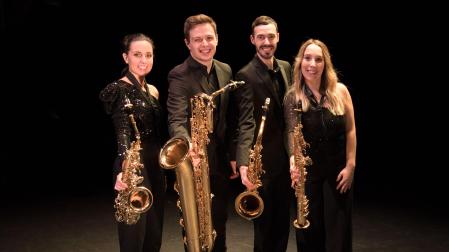Carmen Ferrando (izq.), Sergio Eslava, Josu Marauri y Leire Unzué forman el cuarteto de saxofones Kuarist.