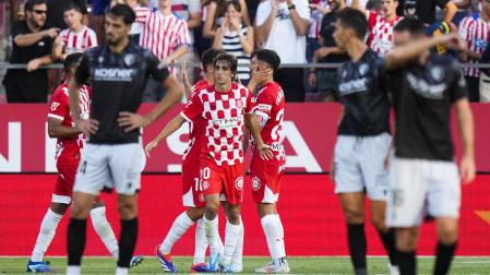 Celebración del primer gol del Girona contra Osasuna