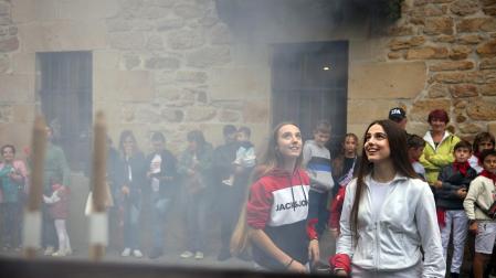 Fotos del cohete de fiestas de Ziordia 2024. /