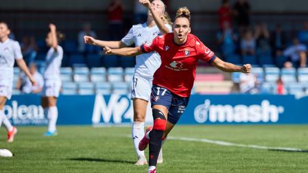Yiyi, muy activa todo el partido, anotó el 2-0 para Osasuna