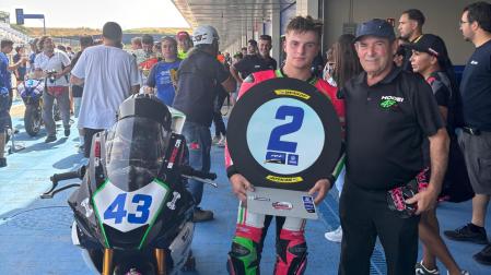 El navarro Hodei Martínez se sobrepone a una dura caída para acabar segundo en Jerez